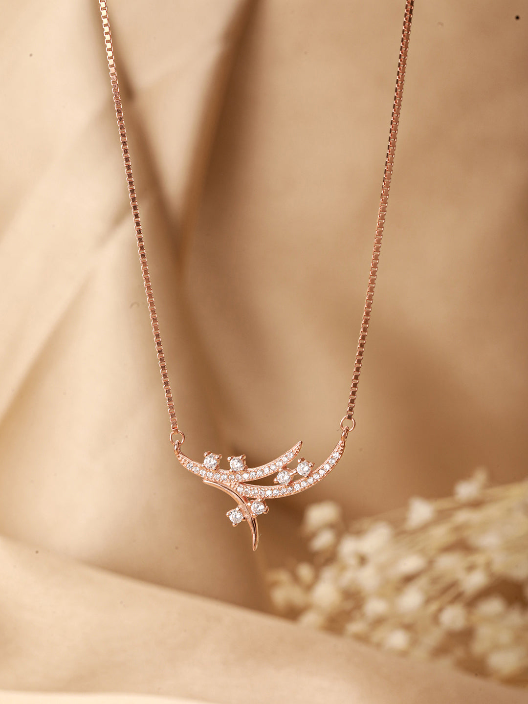 925 Sterling Silver CZ Studded Leafy Pendant Minimal Necklace & Chain